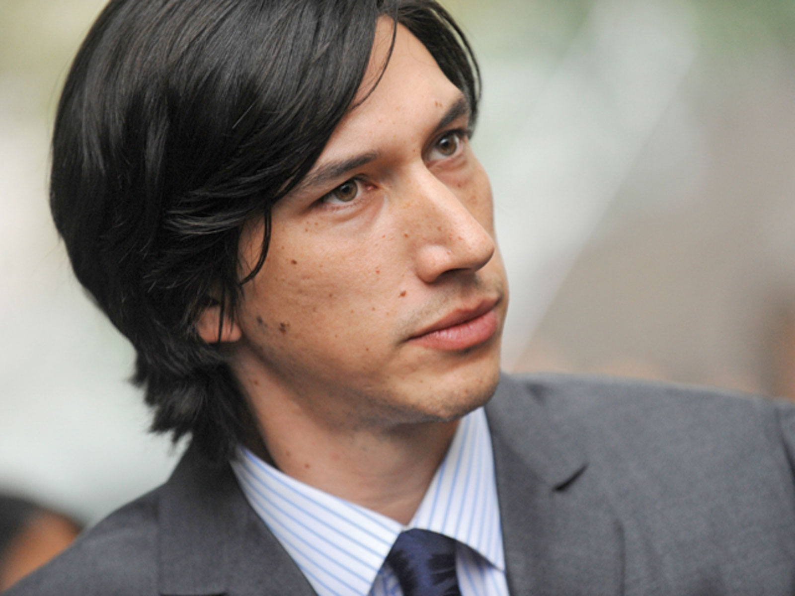 adam driver held1 1 - FACES.ch