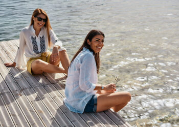 Cool Host: Agapi & Costantza Sbokou