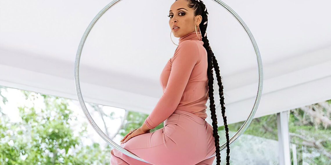 Marawa Ibrahim – Hoops and Heels