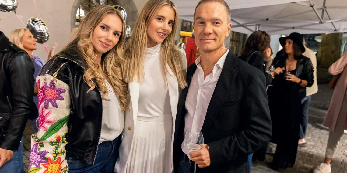 Cocktail Club Bongénie Grieder