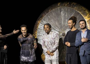 Zufash Fashion Show im Grossmünster in Zürich