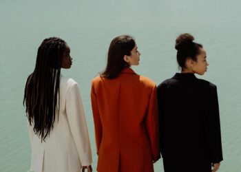 Dresscodes entschlüsselt: So kleidest du dich perfekt für jeden Anlass