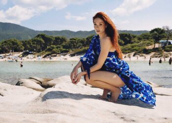 Off Duty by Heiko Laschitzki