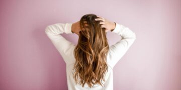 So geht Gesichtsstyling: Von der Frisur bis hin zum Make-up 