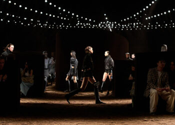 Hermès Herbst/Winter 2025/26 – Fest im Sattel mit Tradition und Stil