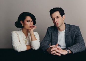 Shooting Star Raye singt für Audemars Piguet