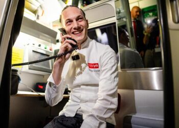 TGV-Lyria feiert 45 Jahre Schweiz-Frankreich mit etwas Süßem